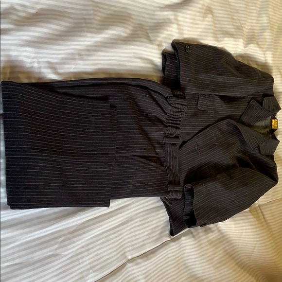 Suit for toddlers - Picture 2 of 5